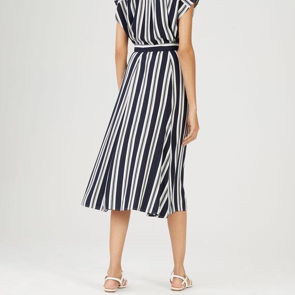 NWT Club Monaco Frescy Navy Striped Midi Skirt - Picture 3 of 3